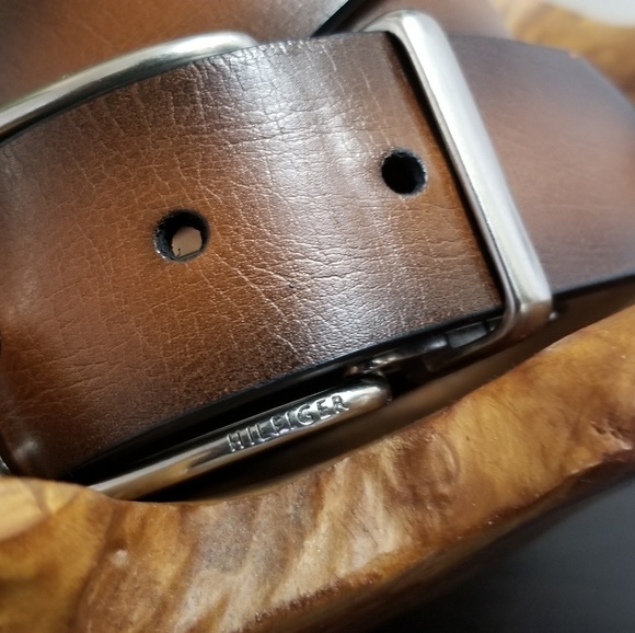 Tommy Hilfiger Reversible Belt - Picture 4 of 4